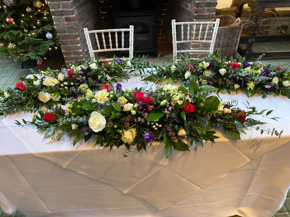 Wedding flowers and Bridal Bouquets delivered across Essex Me