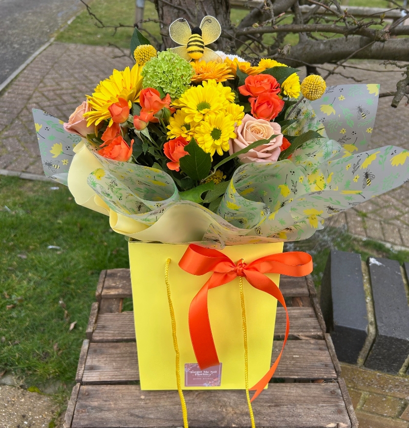 Busy Bee Bouquet