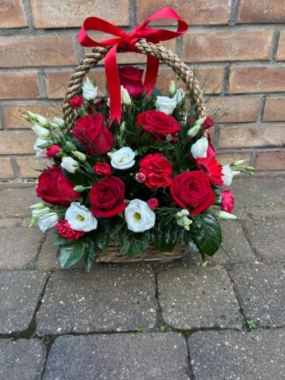 Red Rose Basket Large