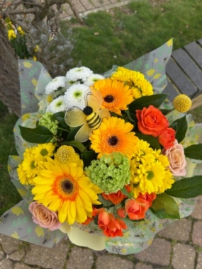 Busy Bee Bouquet