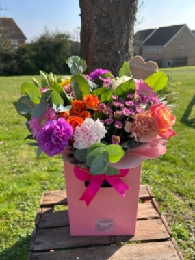 The People’s Choice Mums Bouquet